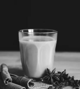 Hot Elaichi Milk