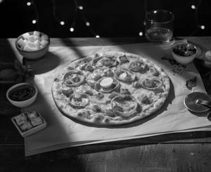 Paneer Makhani Pizza