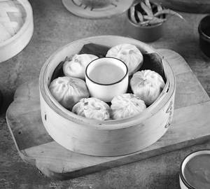 Mix Veg Steamed Momos (6 Pcs)