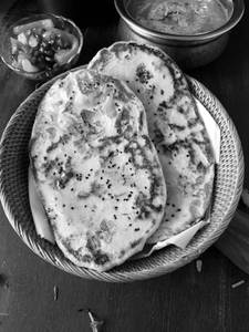 Garlic naan