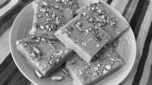 Pista Burfi