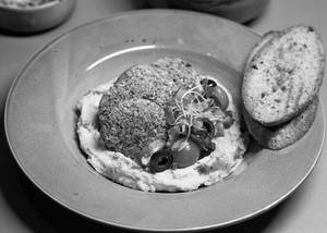 High Protein Hummus & Falafal ( No Maida, Gluten Free)