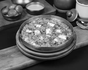 Matar Paneer