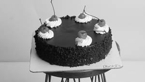 Blackforest Cake (500 Gm)