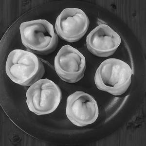 Veg steam momos