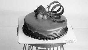 Chocolate Caramel Cake (500 Gm)