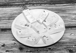 Kashmiri Burfi