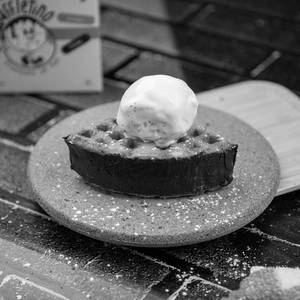 Belgian Dark Ice Cream Waffle
