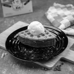 Belgian Milk Ice Cream Waffle