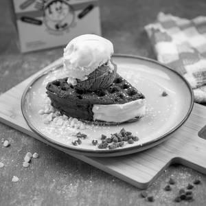 Double Choco Scoop Waffle