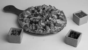 Chilli Paneer Pizza