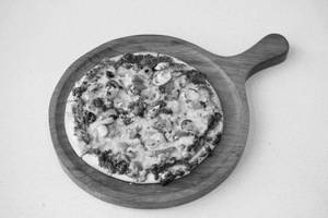 Spicy Schezwan Pizza