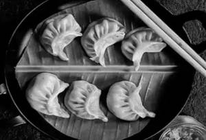 Butter Chicken Momos