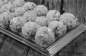 Desi Ghee Jodhpuri Laddu