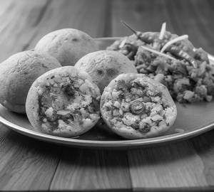 Litti Chokha[ 10 Pc Litti With Chokha]
