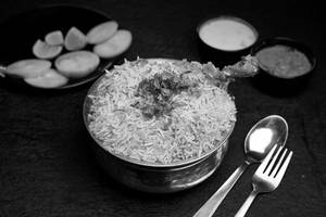 Hyderabadi Chicken Dum Biryani
