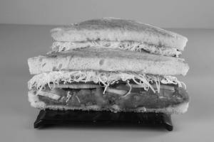Aloo - Veg. Mix Cheese Grill Sandwich [Serve : 2]
