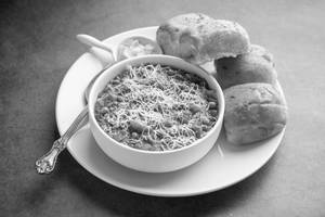 Oil Paneer Pav Bhaji