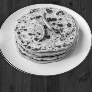 Payaz paratha