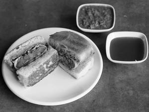 Pure Butter Vadapav