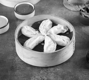 Paneer Steamed Momos (6 Pcs)