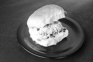 Bombay Cheese Vadapav [Pure Cheese]