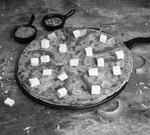 Peri Peri Paneer Pizza