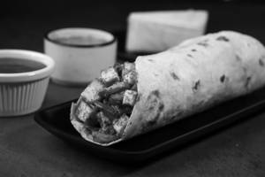 Paneer Tandoori Cheesy Dhamal Frankie