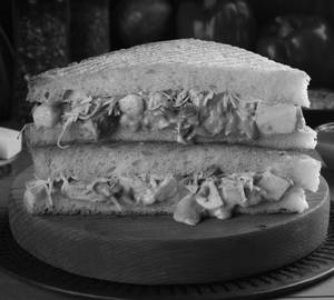 Perfect Paneer Tandoori Cheesy Grill Sandwich
