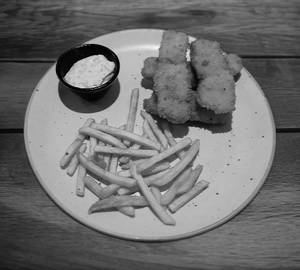 Fish And Chips ( 4 Pieces )