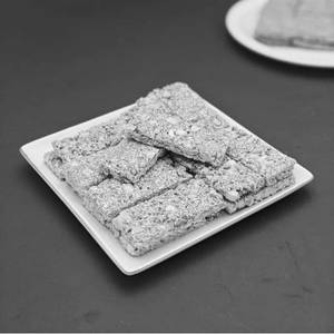 RAJGIRA PEANUT CHIKKI 250G