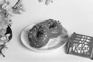 Kitkat Donut (1 Piece)