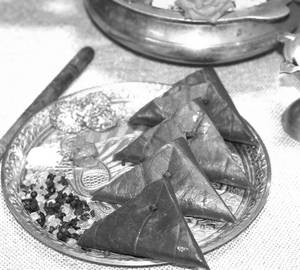 Meenakshi Classic Saada Paan [4 Pcs]