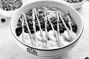 Oatmeal Bowl With Peanut Butter.