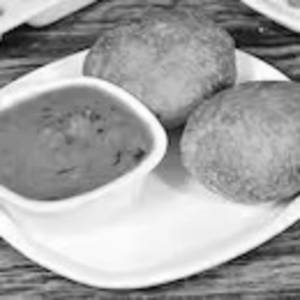 Onion Kachori With Aloo Sabjii [2 Pieces]
