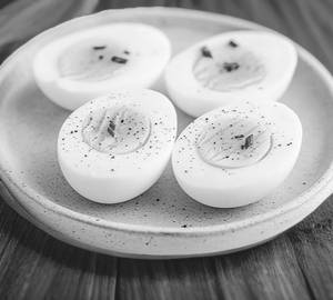 Boiled Eggs (4-Eggs)
