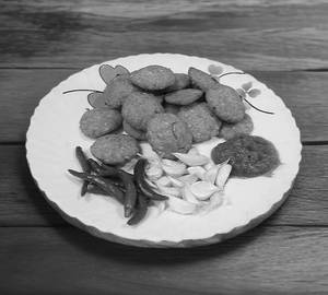 Garam Vada