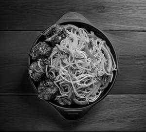 Noodles+ Manchurian