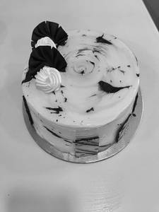 Choco Butterscotch( Buy 1kg, Rs.759 Worth 1/2kg  Cake Free)