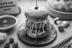 Smoky Mushroom Burger With Roasted Garlic Mayo