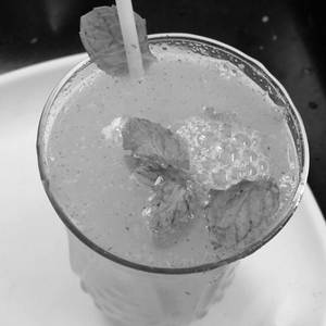 Lemon mint juice