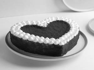 Red Velvet Heart Cake