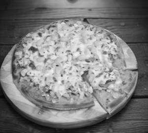 Golden Corn Pizza