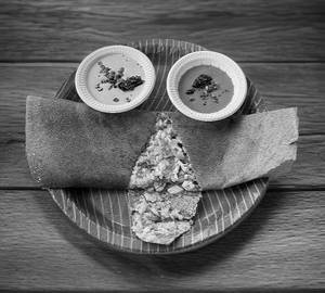 Ghee Pesarattu ( With Upma )
