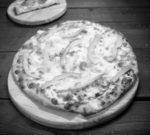 Single Topping Pizza  (Onion,Tomato, Corn)