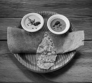 Ghee Pesarattu ( With Masala )