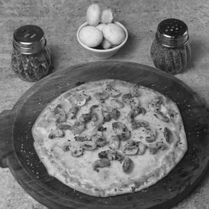 Garlic Mushroom Pizza