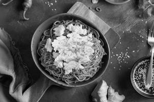 Egg Schezwan Noodles (small)