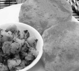 Aloo Poori (5)