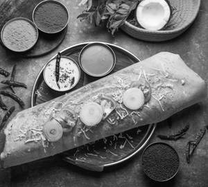 Onion tomato cheese plain dosa